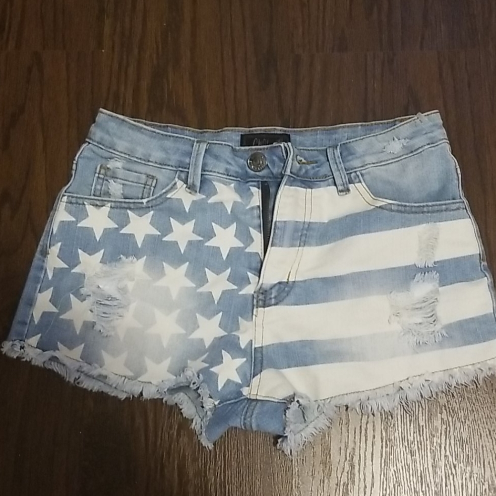 Sale! Cute Shorts Size Small